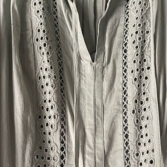 GAP Women's Sage Green Eyelet Dress - Picture 6 of 8